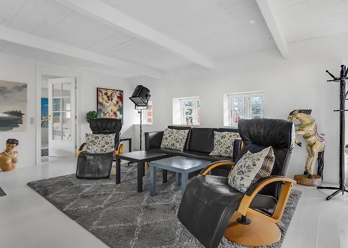 One-bedroom In Apartment